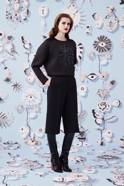 Look 3